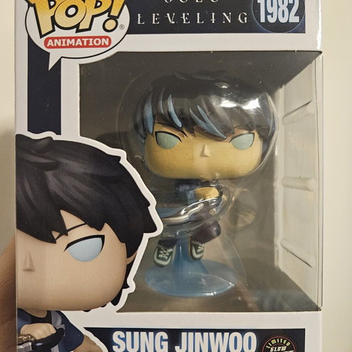 Sung Jinwoo #1982 Chase Funko Pop vinyl figure like new with box
