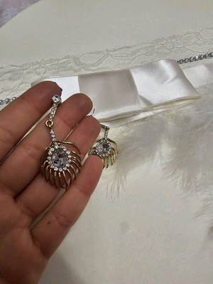 Earrings like new, beautiful