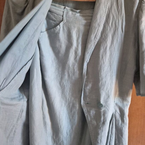 Women's vintage blazer in mint color like new