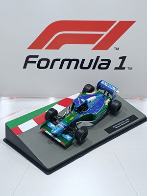Benetton B194 Michael Schumacher 1994 1:43 Diecast model like new