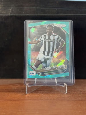 2025 Panini Prizm FIFA Meite/99 PAOK card