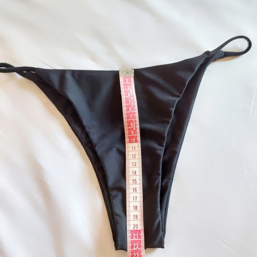 Black bikini bottom size M, new, high waist with thin side strings