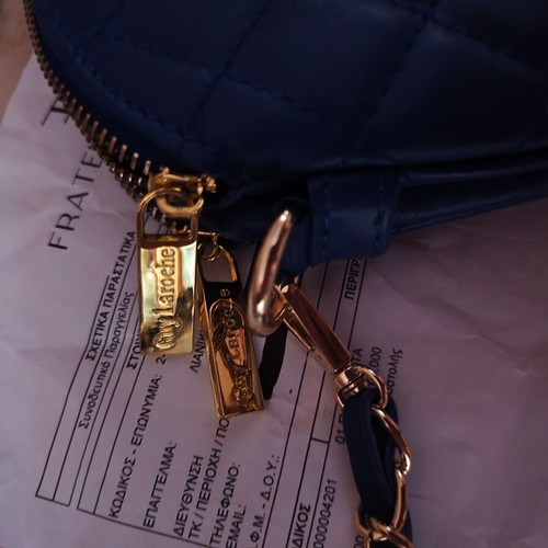 Guy Laroche electric blue leather shoulder bag with gold chain