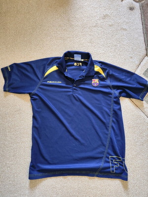 T-shirt Barcelona large σαν καινούργιο