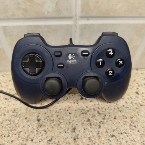 Logitech Dual Action PC Controller like new