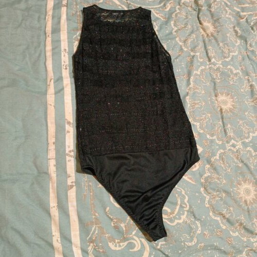 Pink Woman sleeveless bodysuit like new, size large