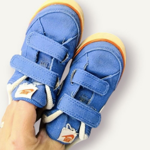 Nike genuine sport kids shoes used size 27 blue