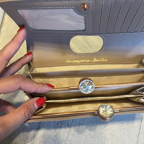 Ted Baker leather wallet like new, beige