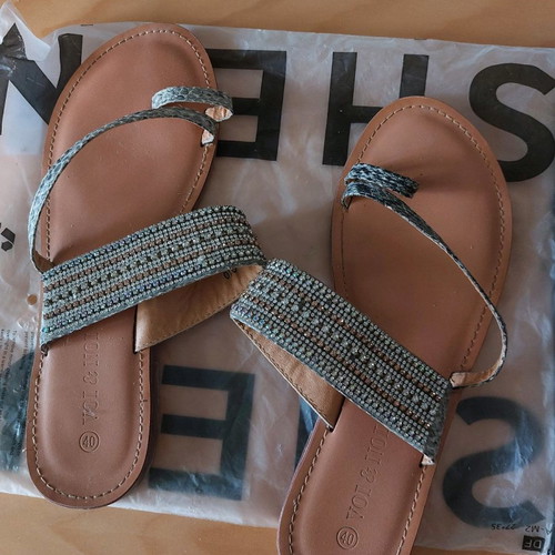 Sandals flat used size 40 brown with rhinestones