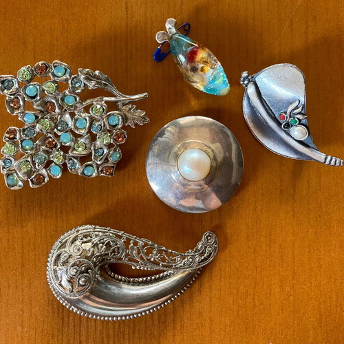 Vintage pins set used, 5 pieces