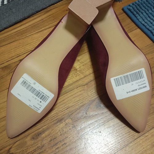 Celestino burgundy pumps new size 40 with 5-6 cm heel