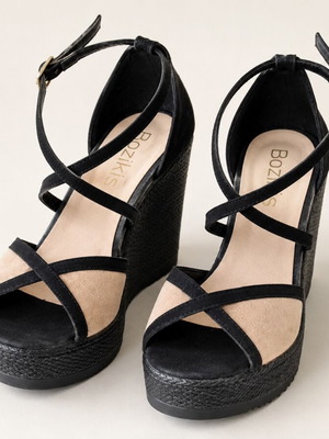 Bozikis suede platform sandals new, black, size 38