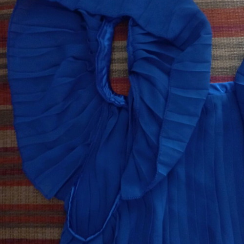 Blouse like new in royal blue color, lightweight fabric, sizes S and M