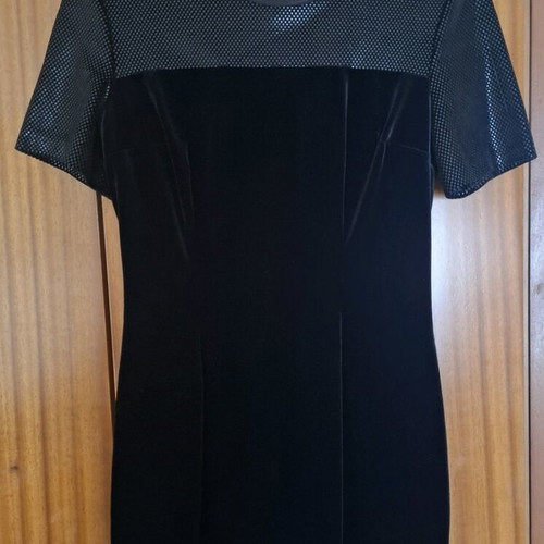 Black velvet midi dress like new EU46