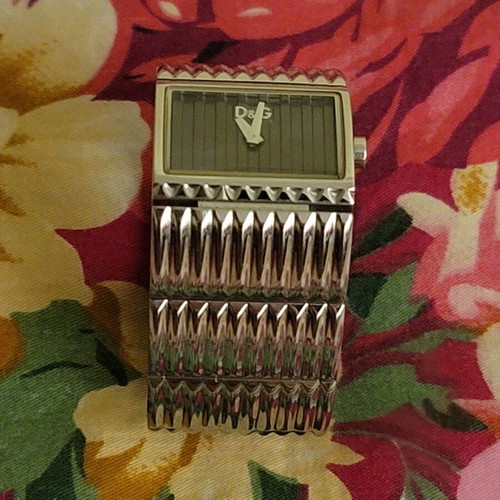 D&G 3ATM Dolce & Gabbana wristwatch, silver, women's