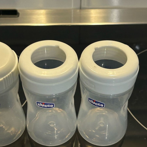 Chicco Breast Milk Storage Bottles 4 pcs 150ml used