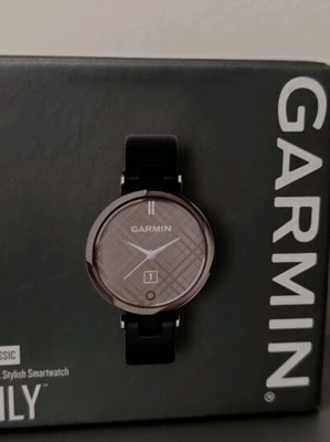 Garmin lily cream gold leather