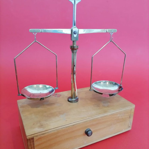 REX VINTAGE PRECISION BALANCE