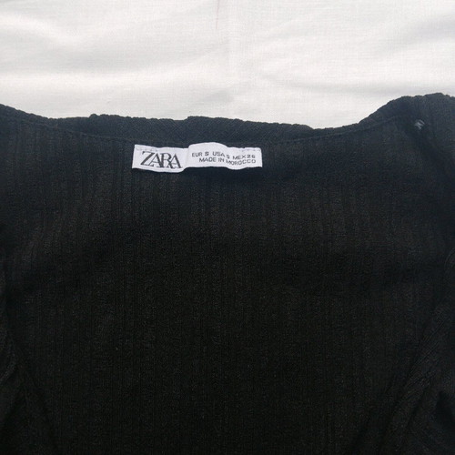 Zara Black Sleeveless Blouse with Ruffles Small like new