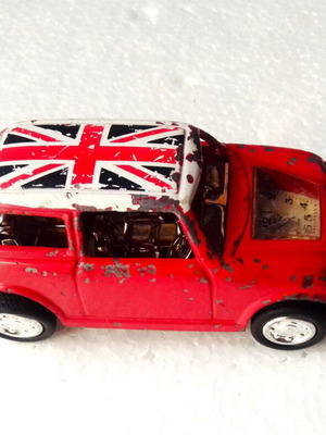 Miniature Quartz Clock used with Union Jack flag, Mini Cooper car