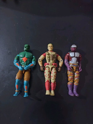 G.I. Joe collectible figures used, pack