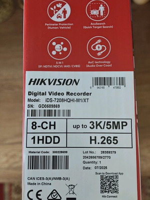 Hikvision iDS-7208HQHI-M1/XT DVR 8-Channel Recorder Full HD+ New