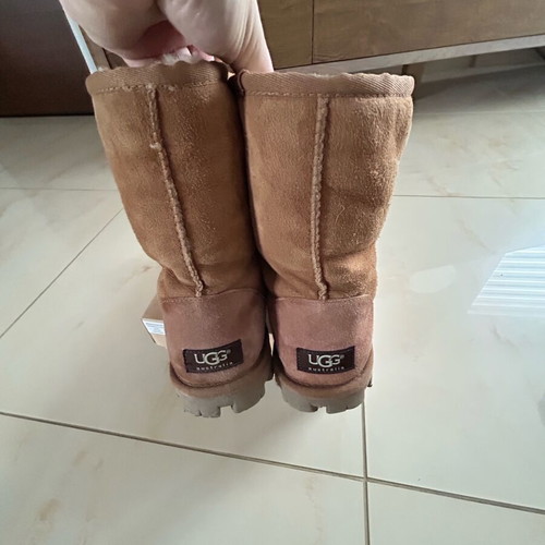Ugg boots used, size 38, brown