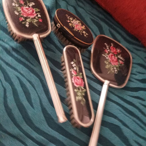 Vintage grooming set used with romantic floral motifs