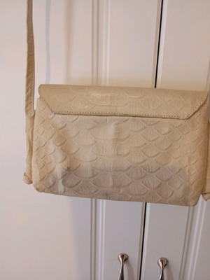Hunter shoulder bag used, beige