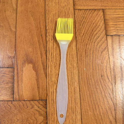 Cooking brush new, rubber material, small size