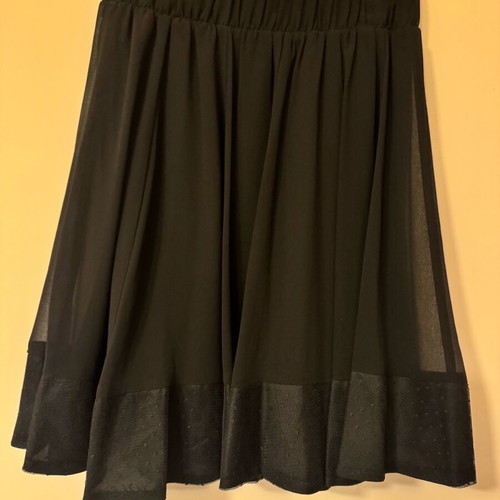 Zara black knee-length skirt like new