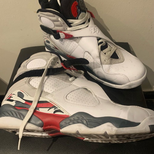 Air Jordan 8 Retro 2013 Bugs Bunny sneakers like new, size 45