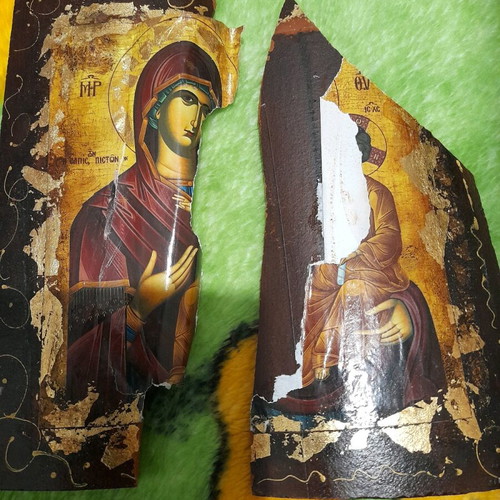 Image used on broken tile after fall