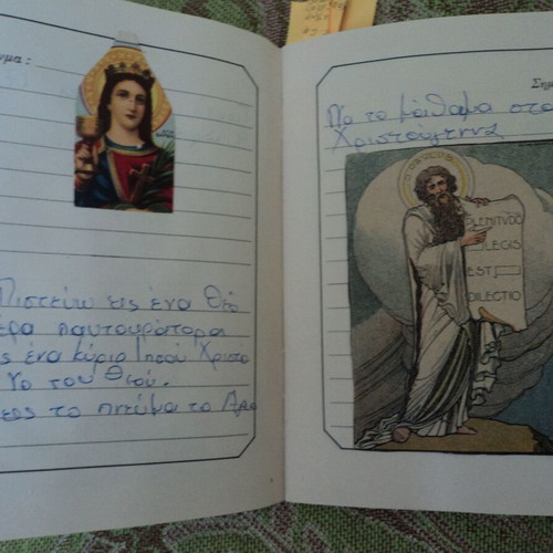 Album with over 50 used religious chromolithograph cards