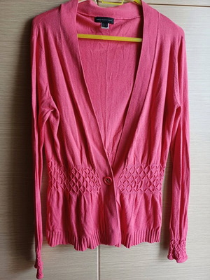 Mango cardigan pink like new, thin with elegant design
