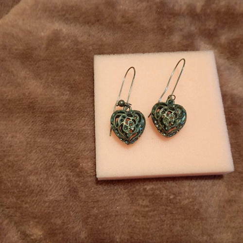 Teardrop stud earrings with rhinestones new, gift steel heart dangle earrings