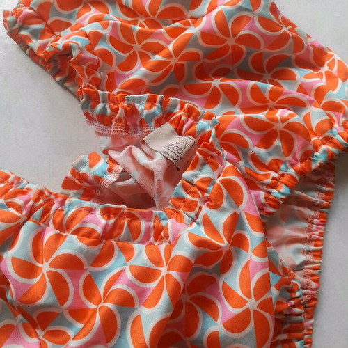 Crop top SunsetGo! like new, multicolor, one size