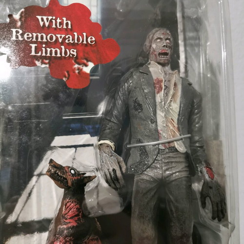 Resident Evil Neca Zombie Figure 2006 new