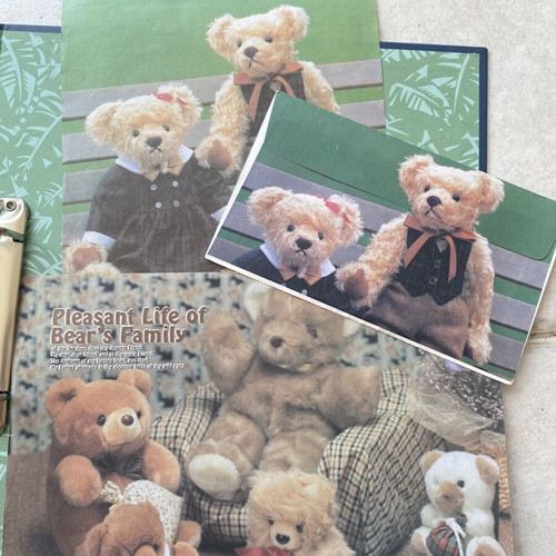 Correspondence pack like new
