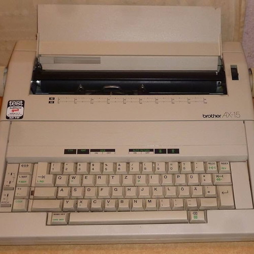 Brother AX-15 electronic typewriter like new