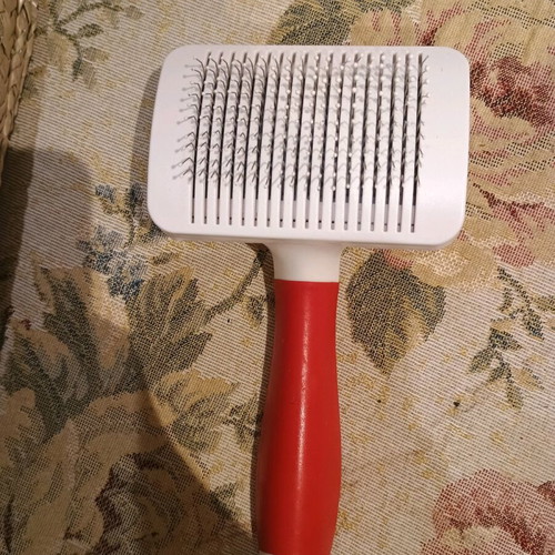 Pet brush like new
