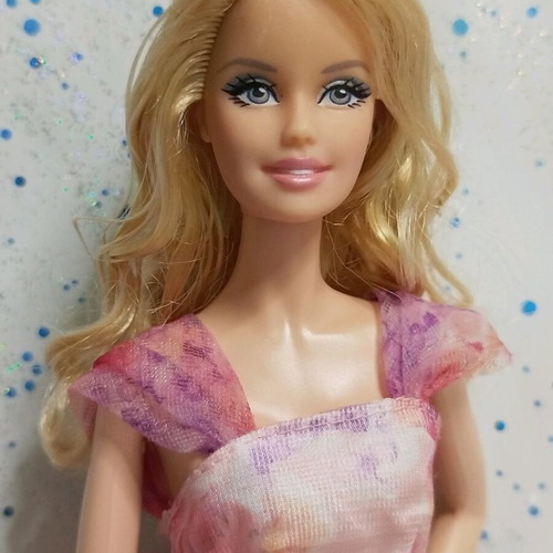 Barbie Birthday Wishes like new with flaws