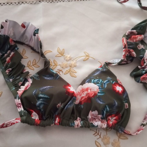 Bikini top, floral print, suitable for XS S