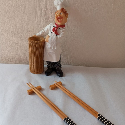 Chef figure chopstick holder with wooden chopsticks