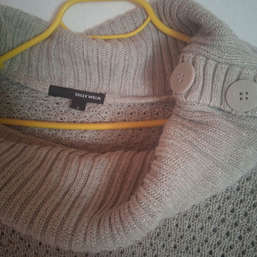 Tally Weijl knitted sweater small beige gold like new