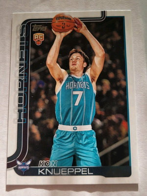 Kon Knueppel 2025-26 Topps Base RC card like new