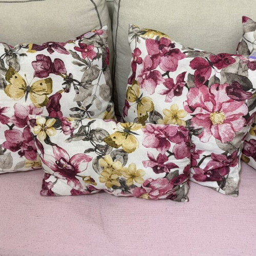 Set of 5 floral sofa pillows
