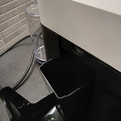 Nespresso Vertuo Pop coffee machine, coconut white