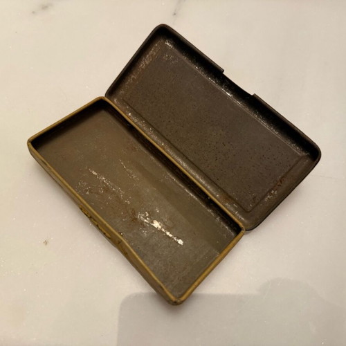 Metal box vintage used for iodised throat tablets