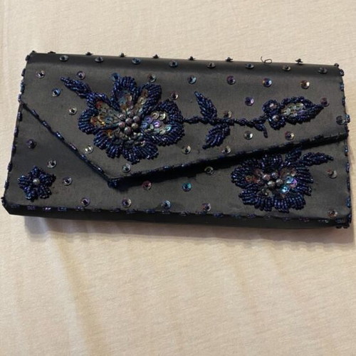 Embroidered clutch bag with beads in blue satin, like new